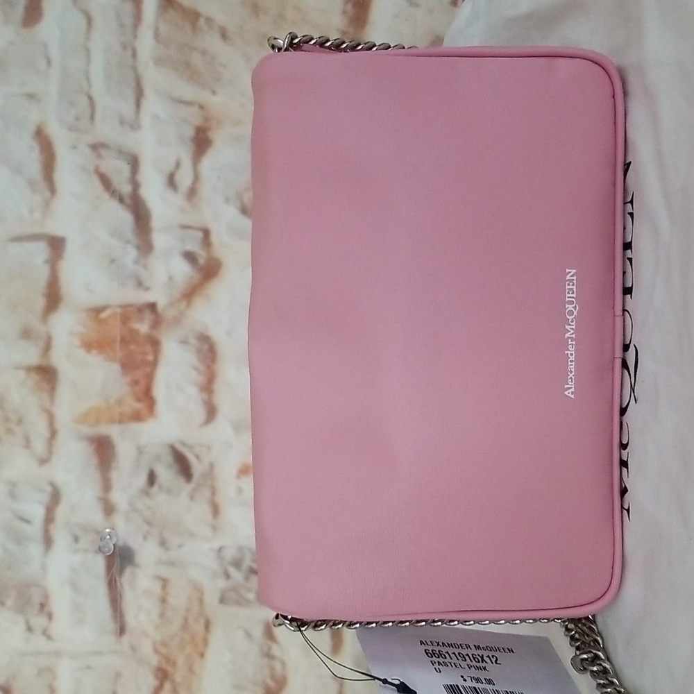New Alexander McQueen Skull Shoulder Bag - Picture 6 of 13